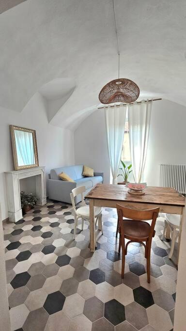 Car.Lo. Casa Vacanze Дольчеаккуа Екстер'єр фото